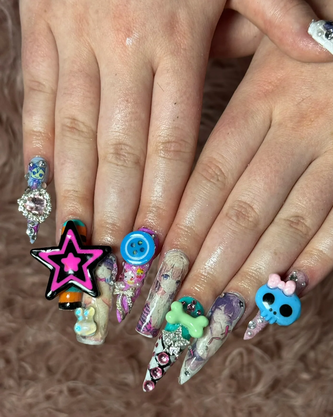 Colourful jewelry-like nail charms